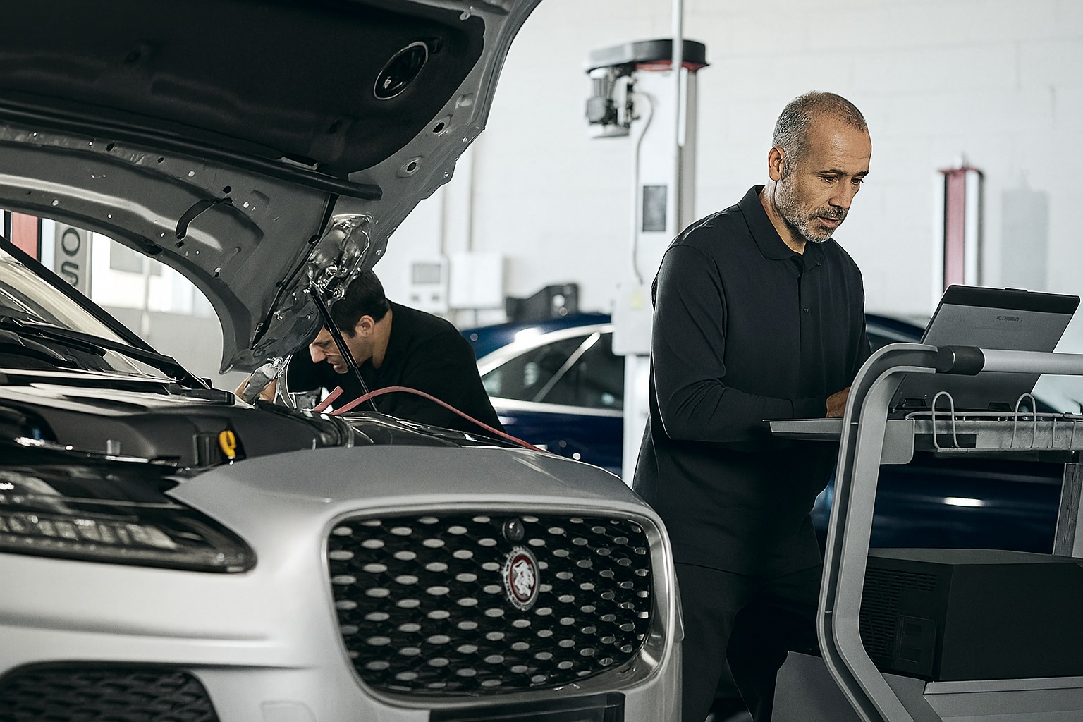 Jaguar Service Centre In Al Ain